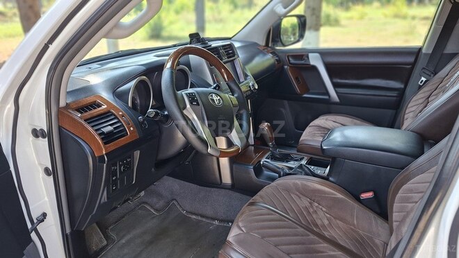 Toyota Land Cruiser Prado 2012, 200,000 km - 2.7 л - Bakı