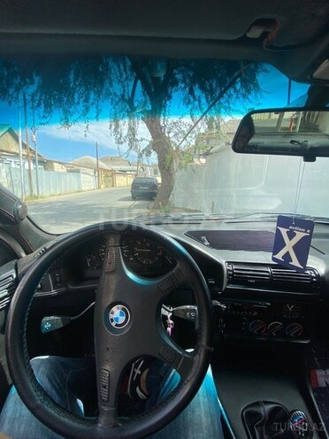 BMW 525 1991, 310,000 km - 2.5 l - Xaçmaz