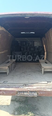 GAZ 2705 2002, 240,000 km - 2.3 l - Quba