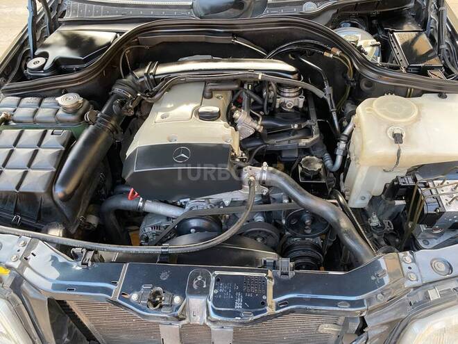 Mercedes C 180 1999, 260,000 km - 1.8 l - Tovuz