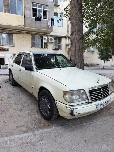Mercedes  1995, 400,000 km - 2.0 л - Bakı