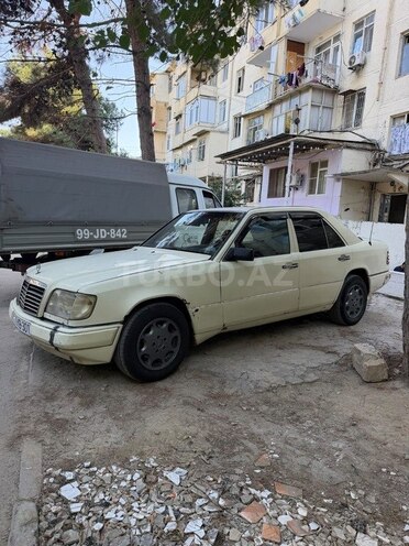 Mercedes  1995, 400,000 km - 2.0 л - Bakı