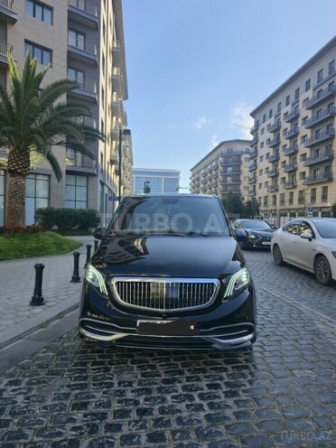 Mercedes  2015, 190,000 km - 2.1 л - Bakı