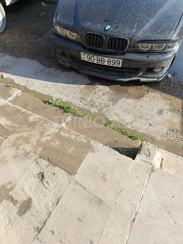 BMW 528 2000, 270,000 km - 2.8 л - Bakı