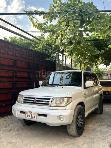 Mitsubishi Pajero io 1999, 250,000 km - 1.8 л - Bakı
