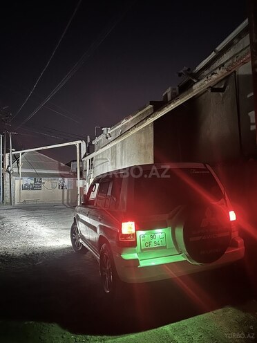 Mitsubishi Pajero io 1999, 250,000 km - 1.8 л - Bakı