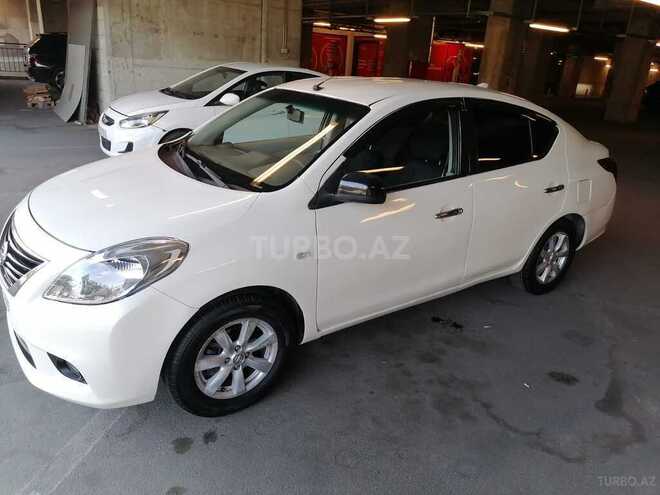 Nissan Sunny 2013, 196,000 km - 1.5 л - Bakı