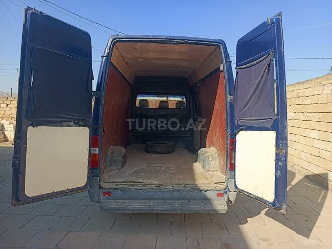 Mercedes 208 D 1996, 450,000 km - 2.3 л - Hacıqabul