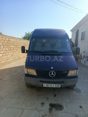 Mercedes 208 D 1996, 450,000 km - 2.3 л - Hacıqabul