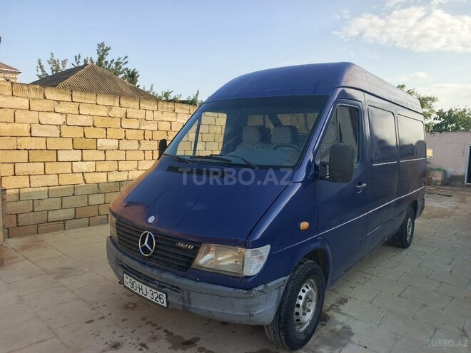 Mercedes 208 D 1996, 450,000 km - 2.3 л - Hacıqabul