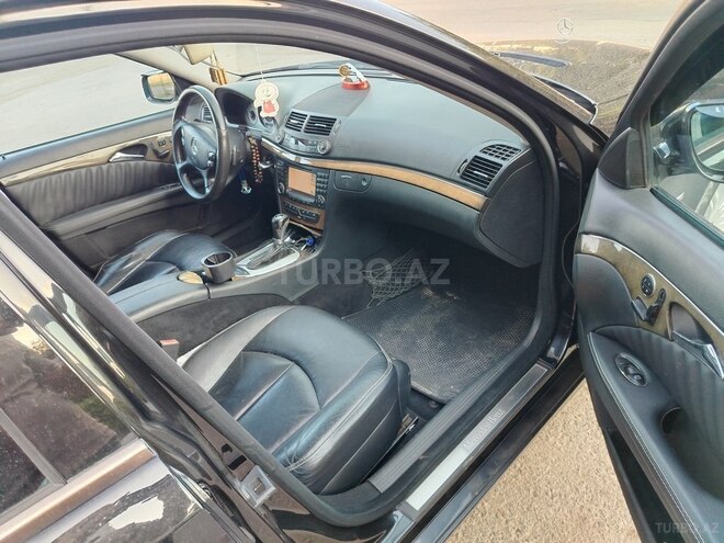 Mercedes E 280 2007, 333,000 km - 3.0 l - Qazax