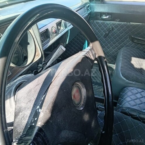 GAZ 24 1984, 123,555 km - 2.5 l - Xaçmaz