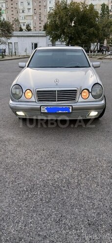 Mercedes E 230 1996, 350,000 km - 2.3 л - Sumqayıt