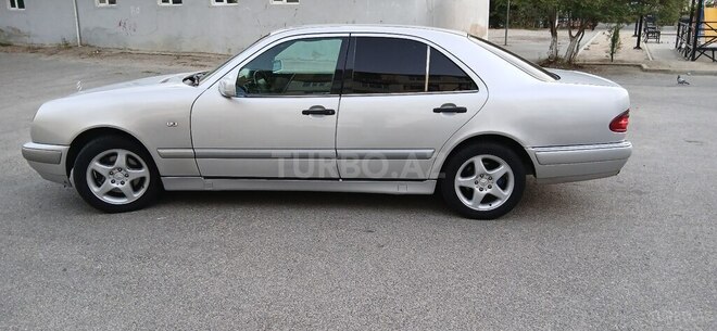 Mercedes E 230 1996, 350,000 km - 2.3 л - Sumqayıt