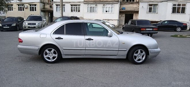 Mercedes E 230 1996, 350,000 km - 2.3 л - Sumqayıt