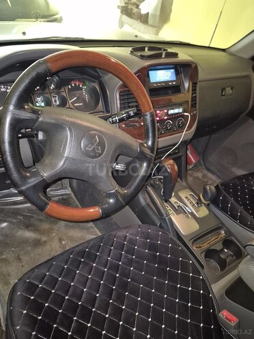 Mitsubishi Pajero 2005, 237,290 km - 3.0 l - Bakı