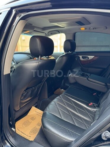 Infiniti QX70 2014, 176,000 km - 3.7 l - Gəncə