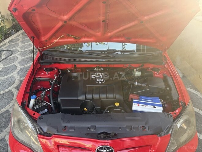 Toyota Corolla 2006, 250,000 km - 1.4 л - Bakı