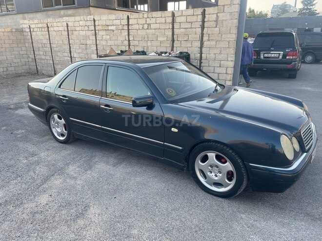 Mercedes E 230 1996, 444,550 km - 2.3 l - Bakı