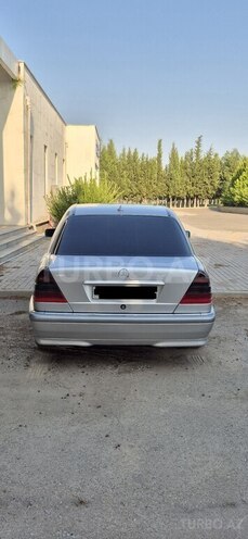 Mercedes C 220 1999, 450,000 km - 2.2 l - Beyləqan