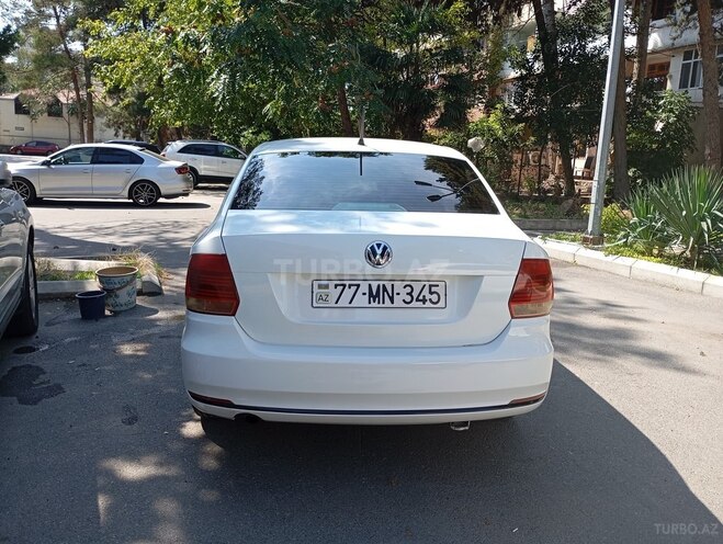Volkswagen Polo 2018, 220,000 km - 1.6 l - Bakı