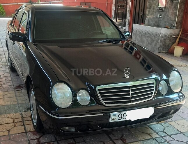 Mercedes E 220 2000, 398,563 km - 2.2 l - Beyləqan