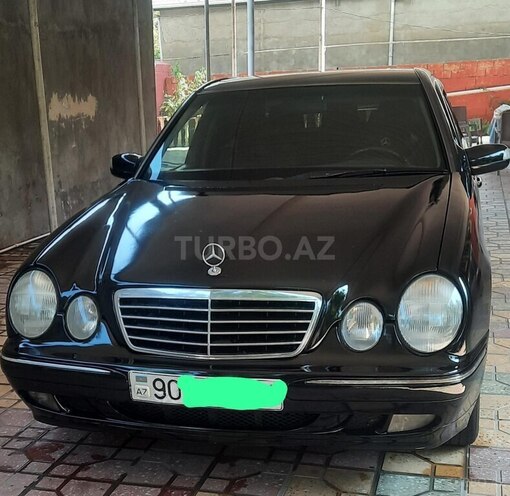 Mercedes E 220 2000, 398,563 km - 2.2 l - Beyləqan