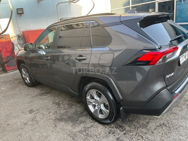 Toyota RAV4 2023, 40,000 km - 2.5 л - Bakı
