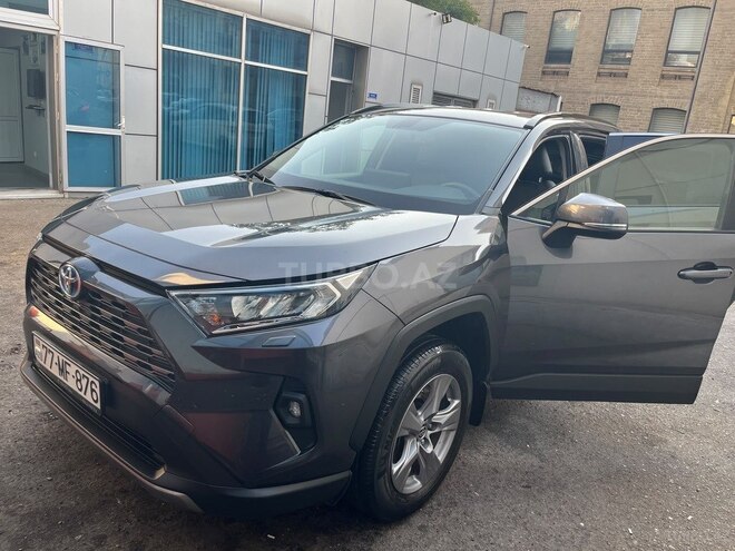 Toyota RAV4 2023, 40,000 km - 2.5 л - Bakı