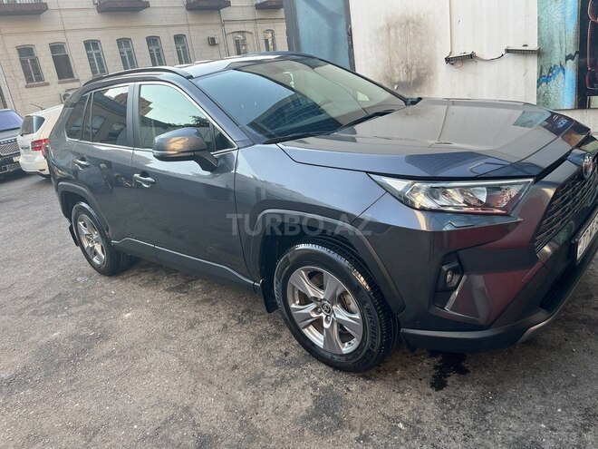 Toyota RAV4 2023, 40,000 km - 2.5 л - Bakı