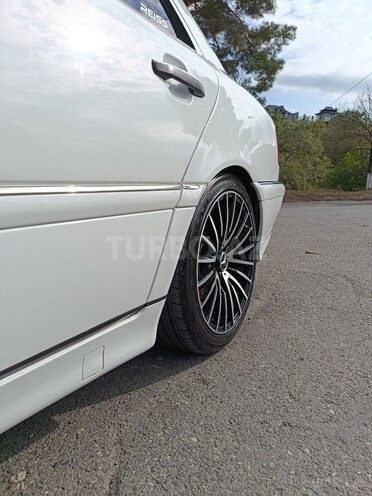 Mercedes C 230 1998, 183,500 km - 2.3 л - Quba