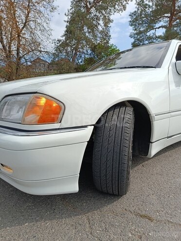 Mercedes C 230 1998, 183,500 km - 2.3 л - Quba