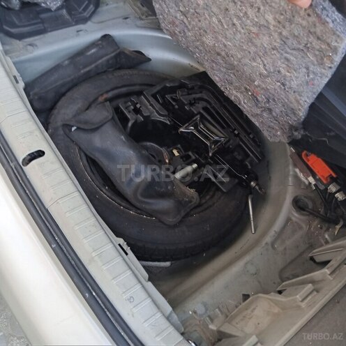 Toyota Prius 2010, 260,000 km - 1.8 л - Bakı