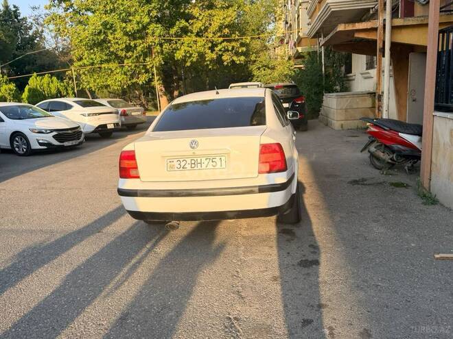 Volkswagen Passat 1998, 244,000 km - 1.8 l - Bakı