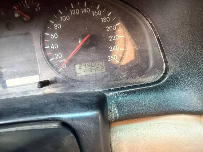 Volkswagen Passat 1998, 244,000 km - 1.8 l - Bakı