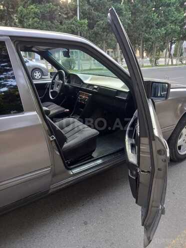 Mercedes 200 E 1990, 400,000 km - 2.0 l - Sumqayıt
