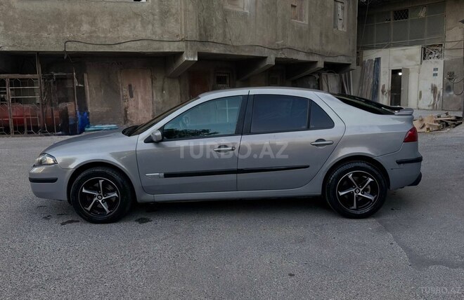 Renault Laguna 2009, 157,200 km - 2.0 l - Bakı