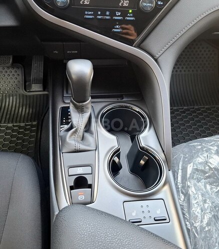 Toyota Camry 2021, 14,000 km - 2.5 l - Bakı