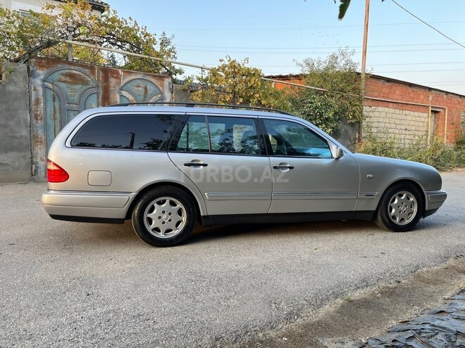 Mercedes E 240 1998, 245,153 km - 2.4 l - Bakı