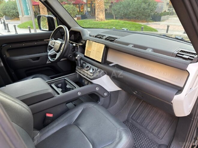 Land Rover Defender 2023, 53,000 km - 2.0 l - Bakı
