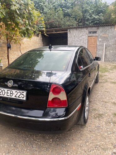 Volkswagen Passat 2003, 244,834 km - 1.8 l - Gəncə
