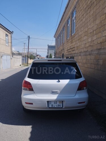 Mitsubishi Airtrek 2001, 600,000 km - 2.4 l - Quba