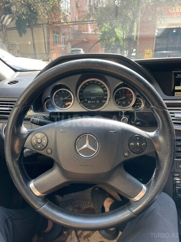 Mercedes E 250 2010, 296,000 km - 1.8 l - Bakı