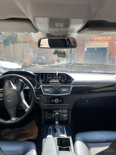 Mercedes E 250 2010, 296,000 km - 1.8 l - Bakı