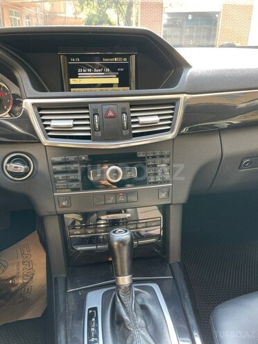 Mercedes E 250 2010, 296,000 km - 1.8 l - Bakı