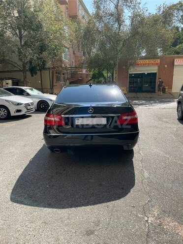 Mercedes E 250 2010, 296,000 km - 1.8 l - Bakı