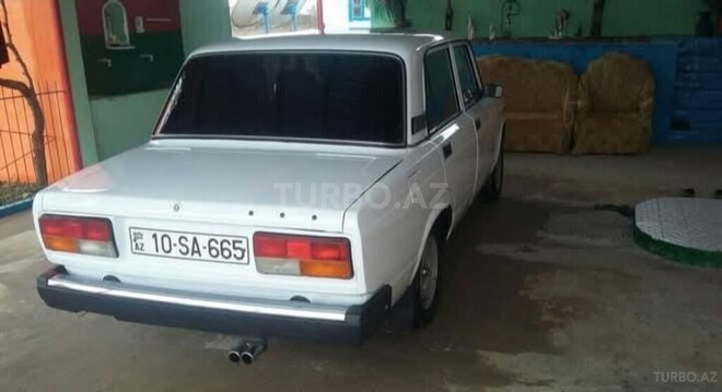 LADA (VAZ) 2107 2006, 300,000 km - 1.6 l - Neftçala