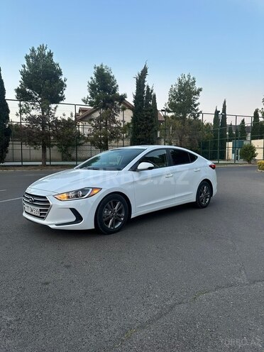 Hyundai Elantra 2018, 188,293 km - 2.0 l - Yevlax