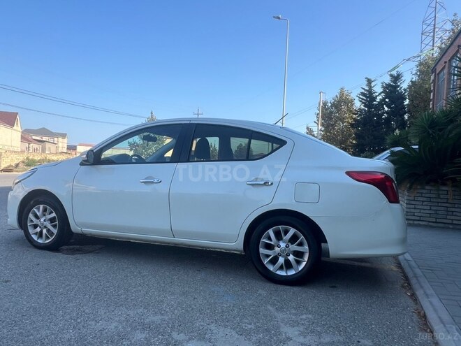 Nissan Sunny 2014, 225,000 km - 1.5 л - Bakı