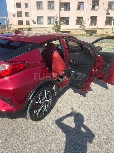 Toyota C-HR 2017, 117,000 km - 2.0 l - Bakı